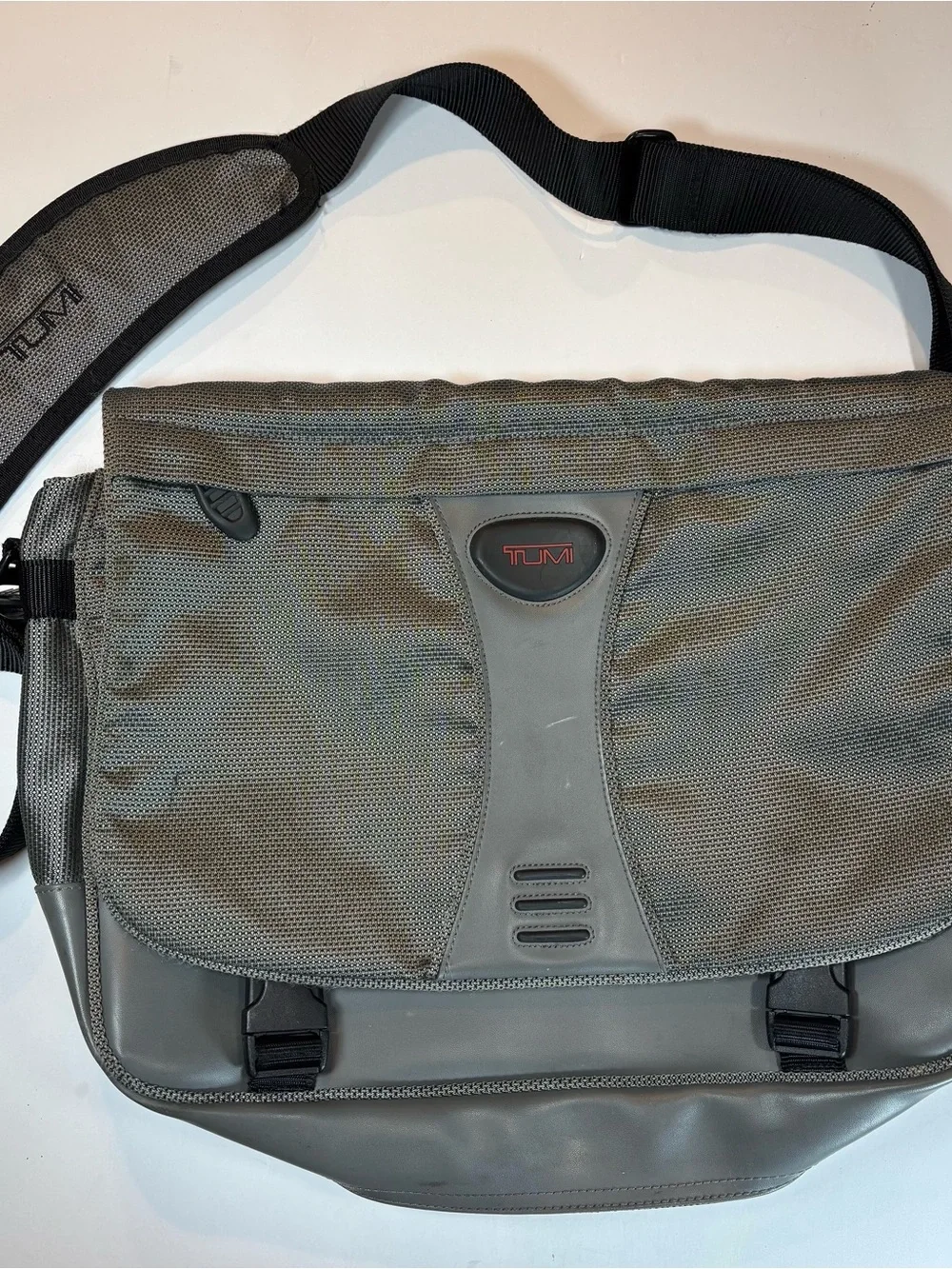 Tumi Gray Ballistic Tech T2 Nylon Expandable Messenger Computer Briefcase